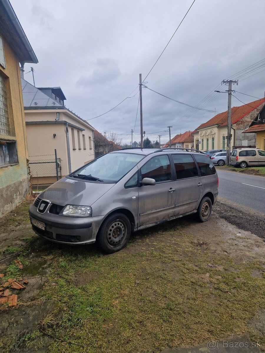 Seat alhamra