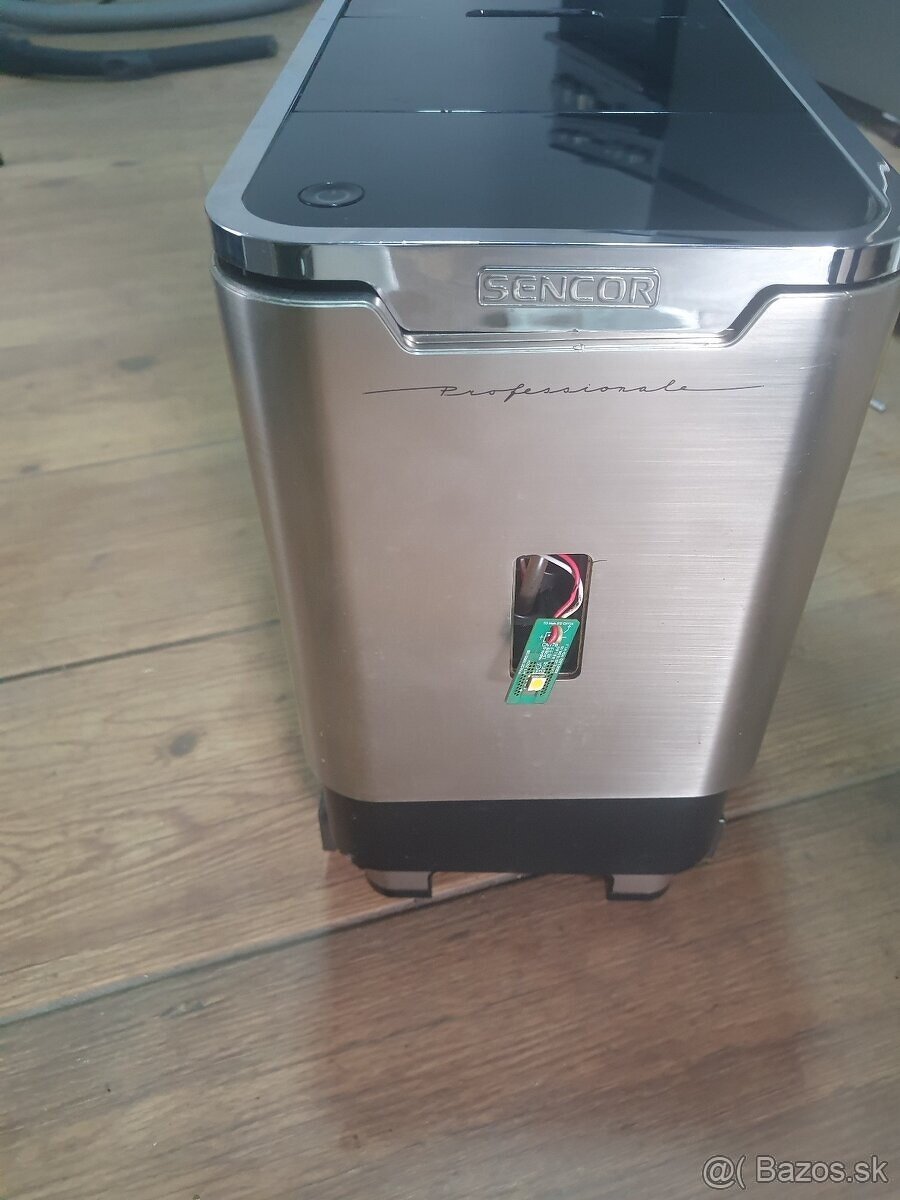 Predam Sencor kavovar ses 7010