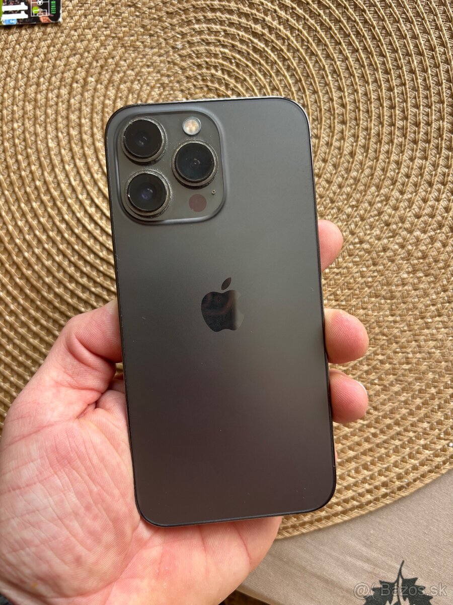 iPhone 13 Pro na náhradné diely