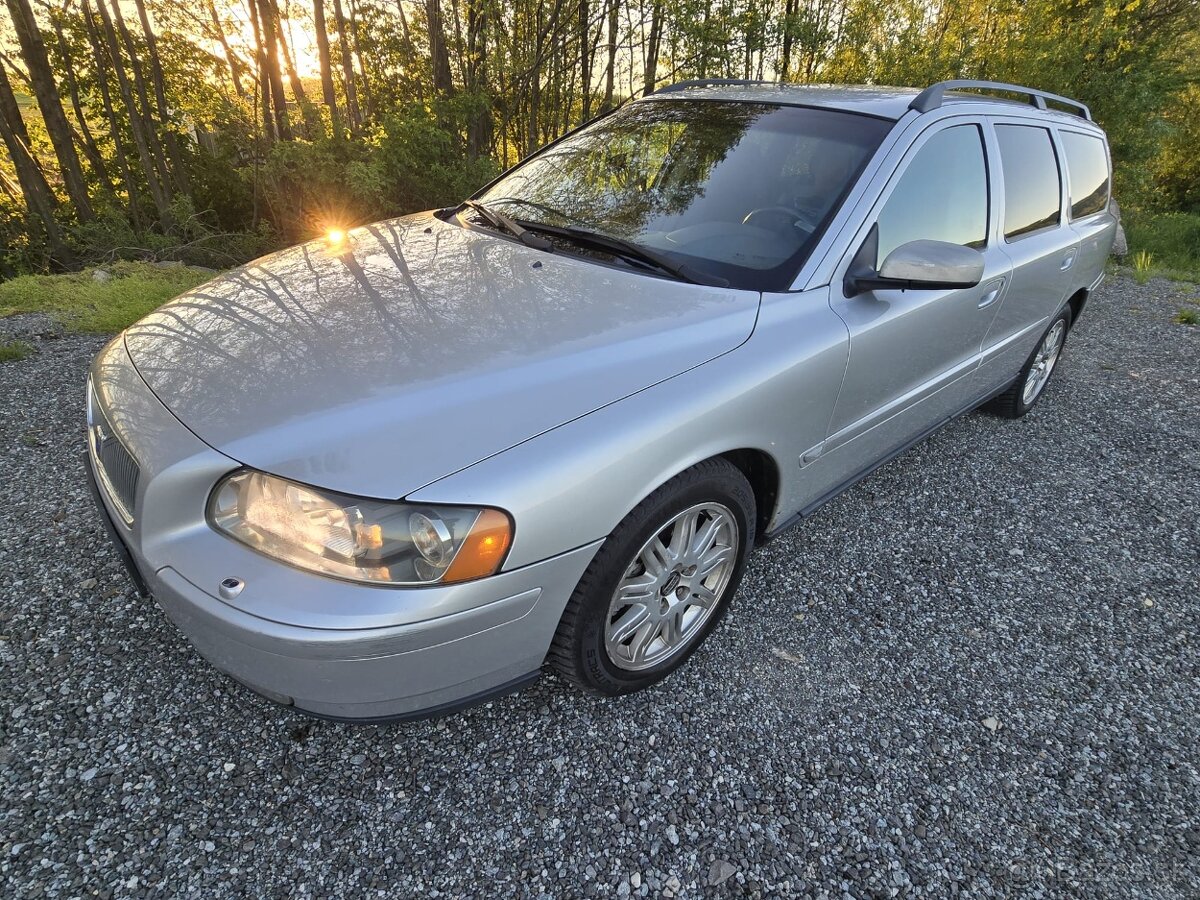 Predám Volvo V70 D5