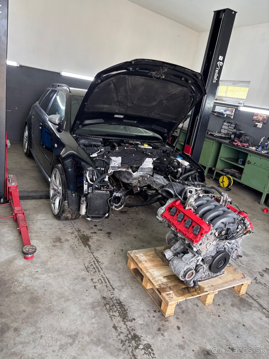 Rozpredam motor 4.2 v8 BNS 309 kw FSI