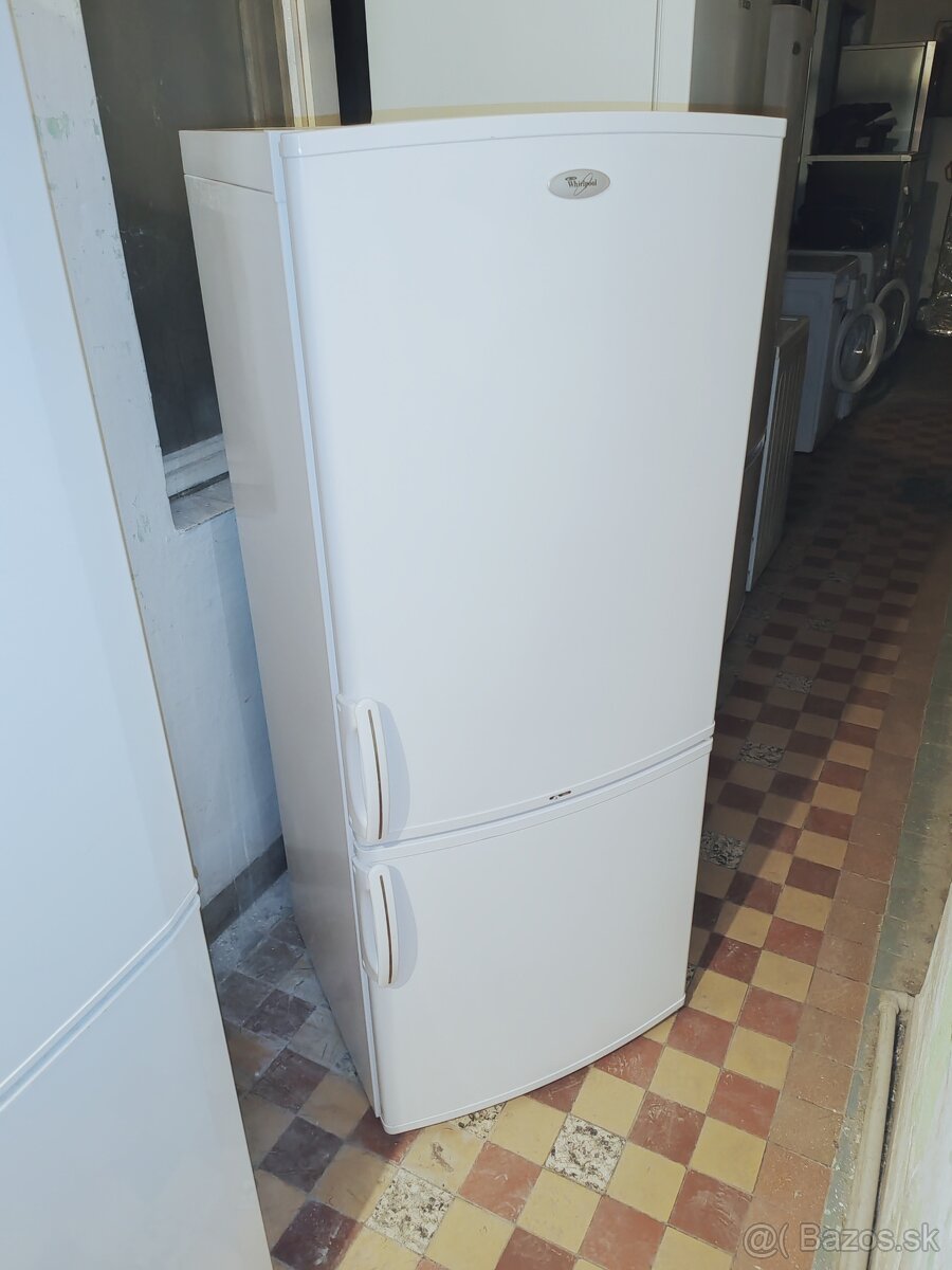 Predám chladničku Whirlpool 147cm