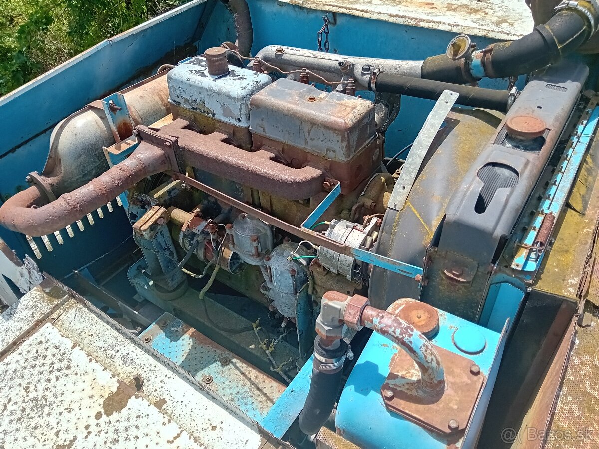 Kombajn E512