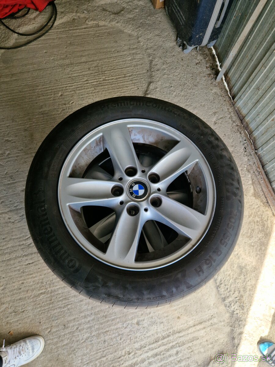 Elektrony Bmw