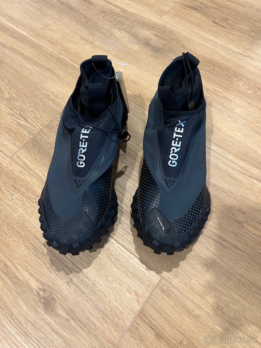 Nike ACG Mountain fly gore-tex