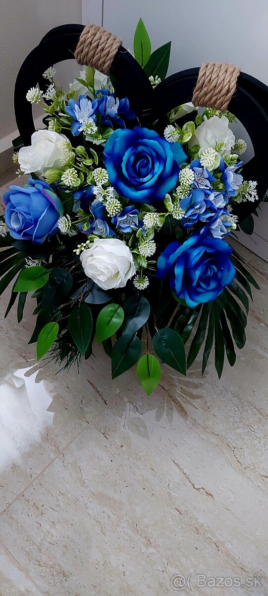 Dušičkové aranžmány