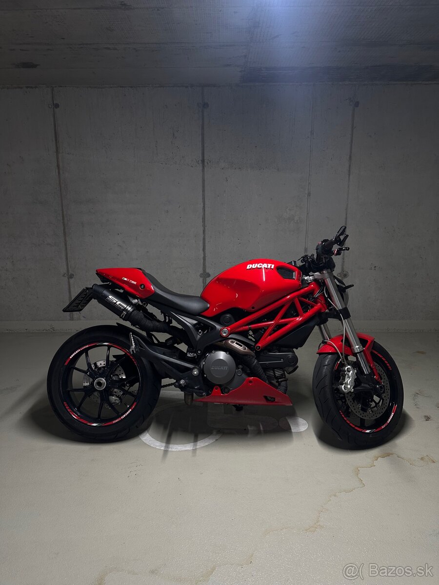 Ducati Monster 796 bez ABS