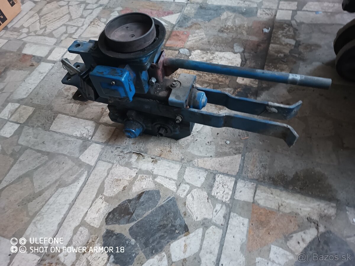 Predám na malotraktor Agzat Vari Tera  0950735425