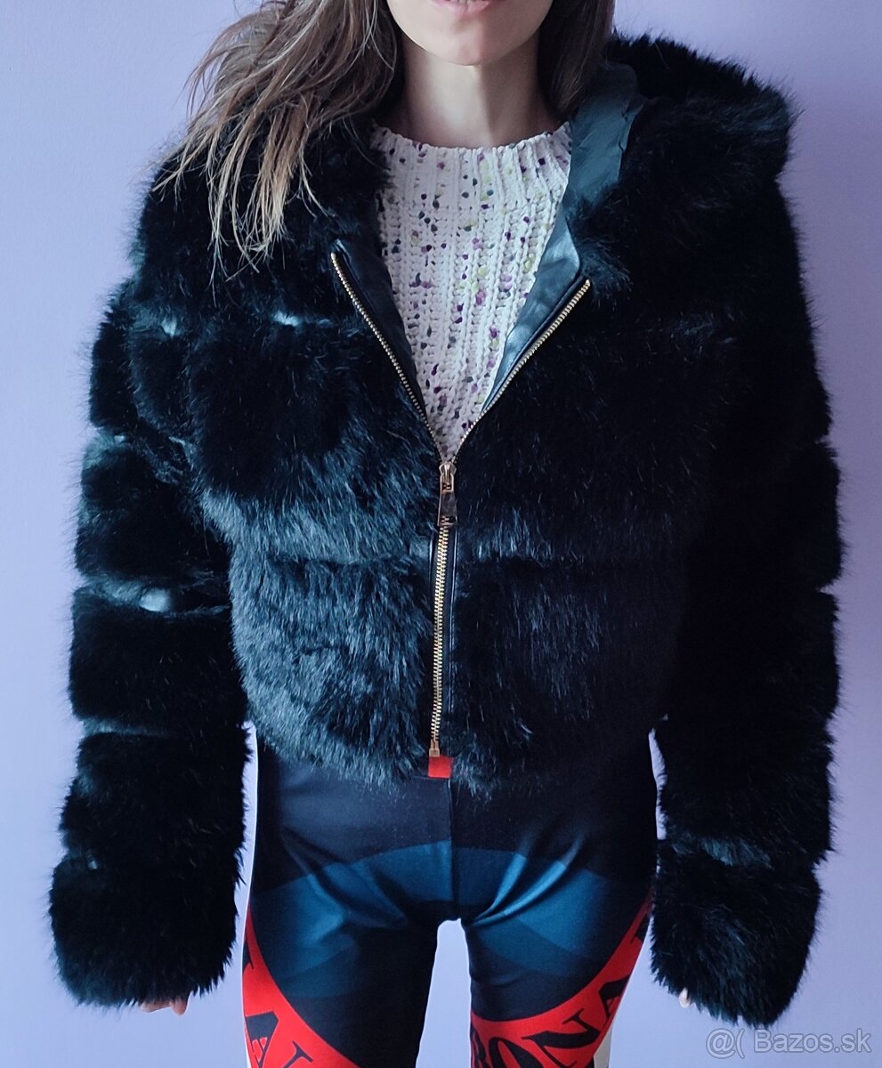 Dámsky krátky kožuch, veľkosť S/M