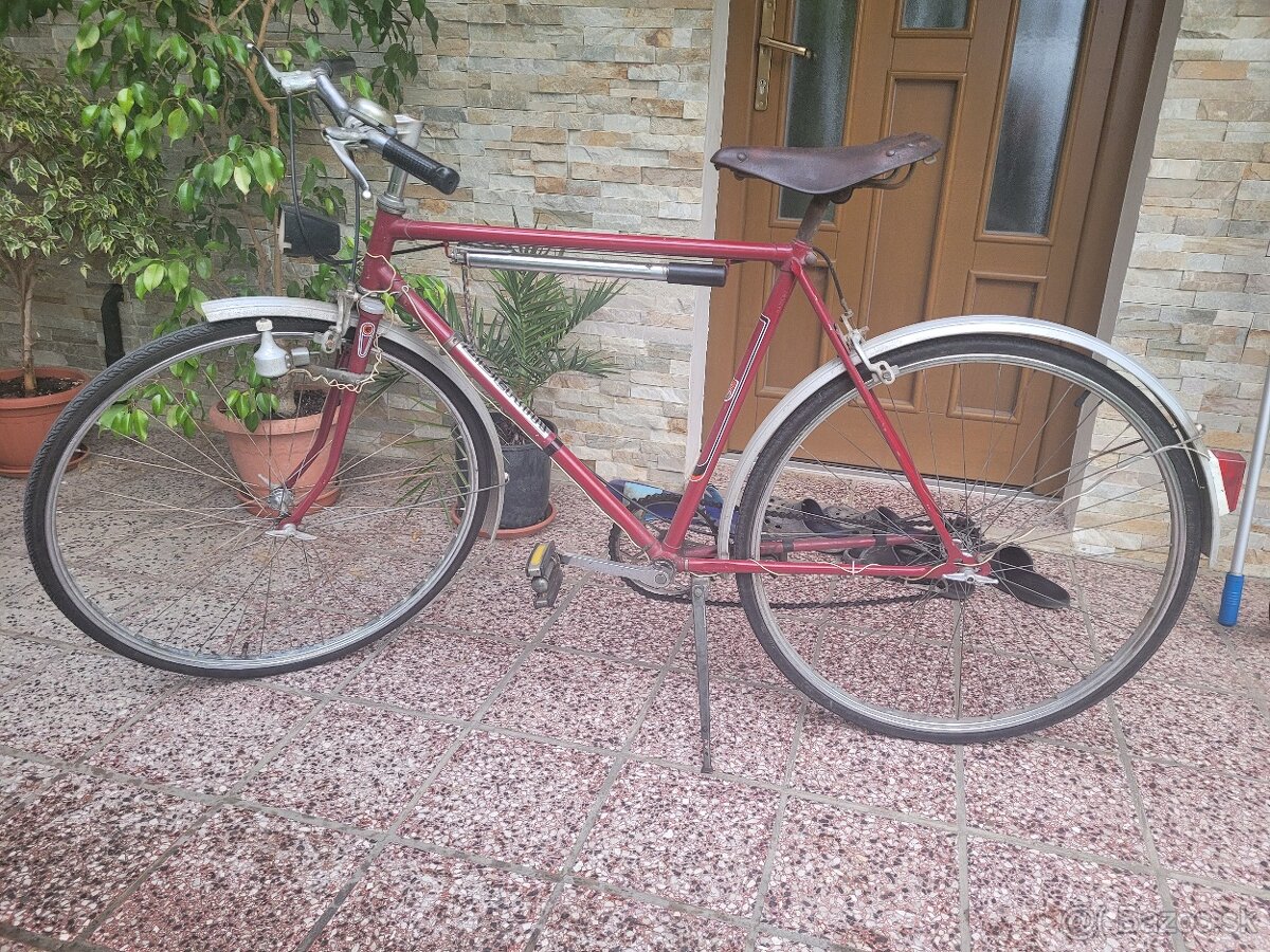 Cestný bicykel Liberta / Favorit (pánsky)