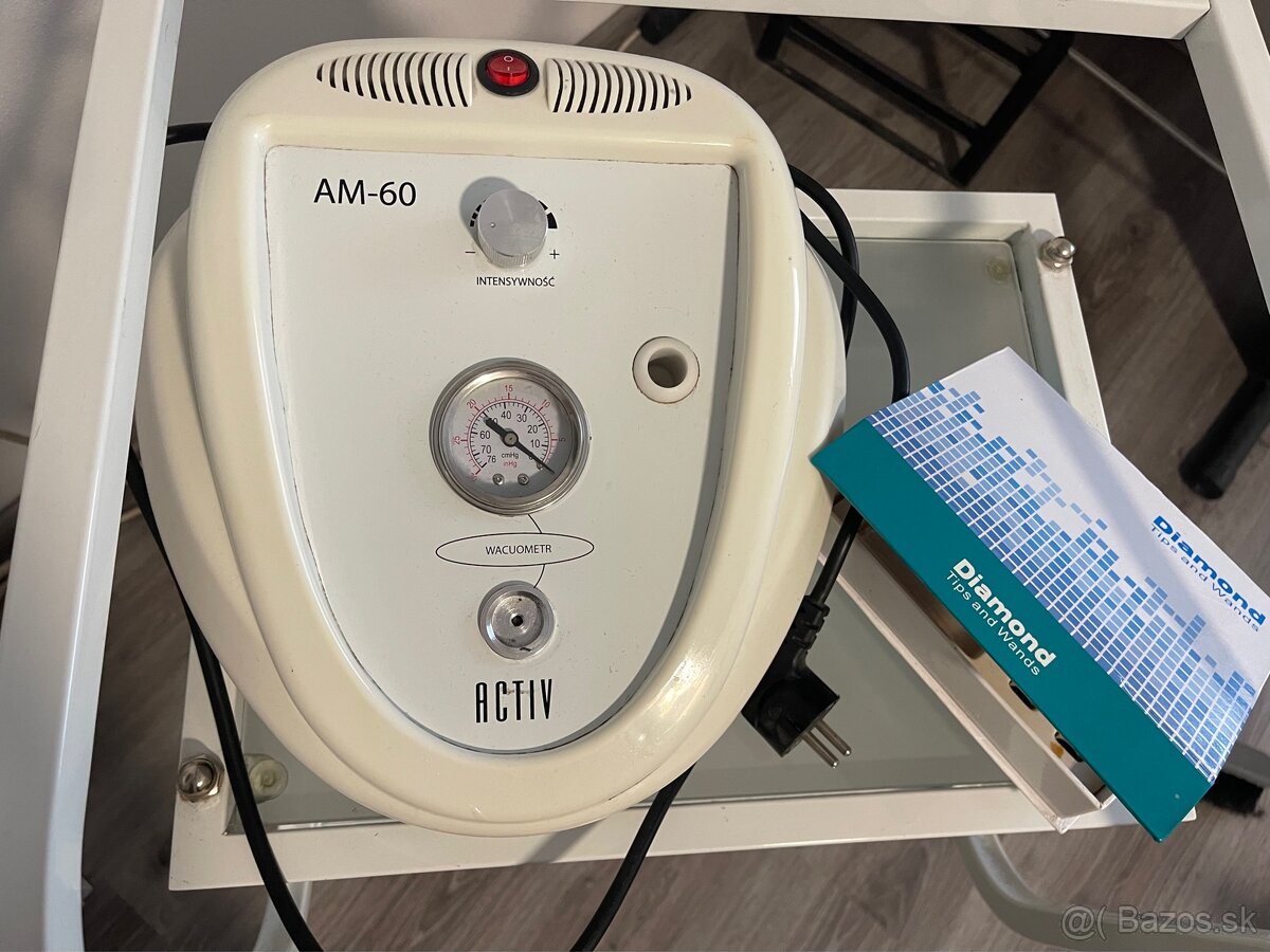 Kozmetický prístroj - Mikrodermabrázia