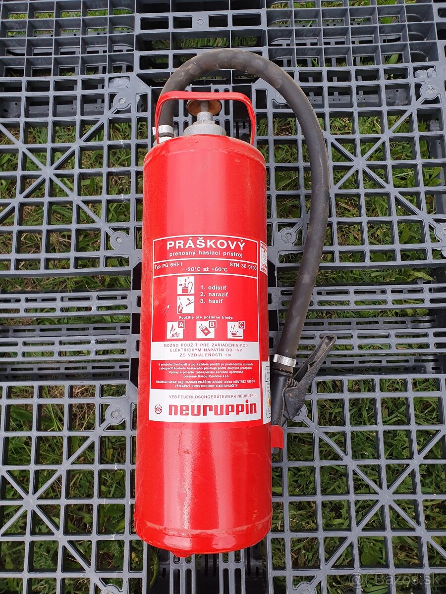 Práškový hasiaci prístroj 6 kg