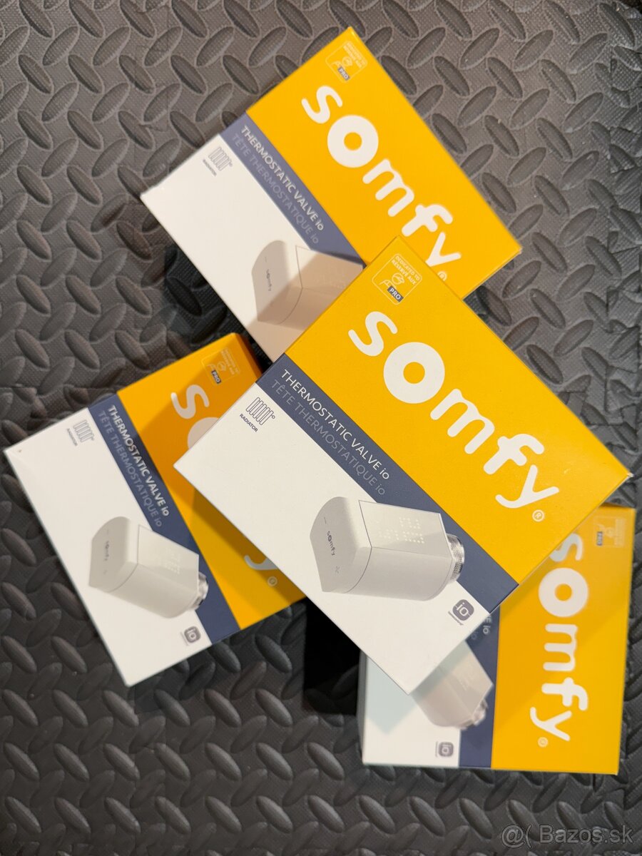 Smart hlavice na radiator Somfy