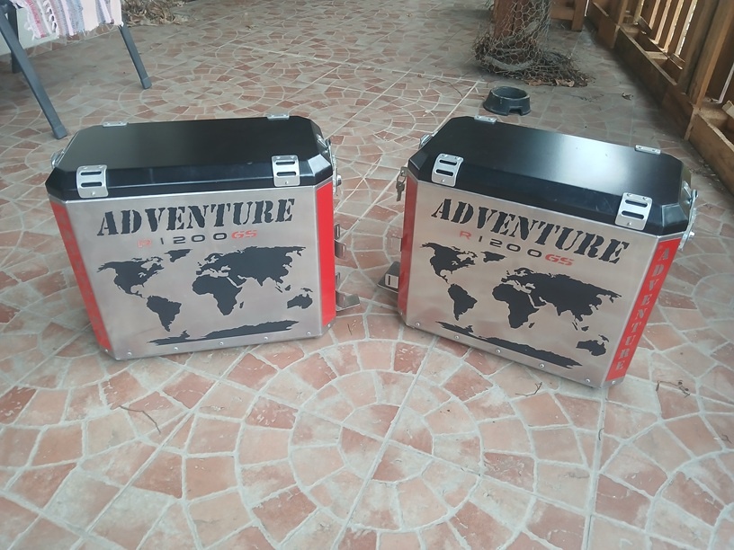 Bočné hlinikové kufre