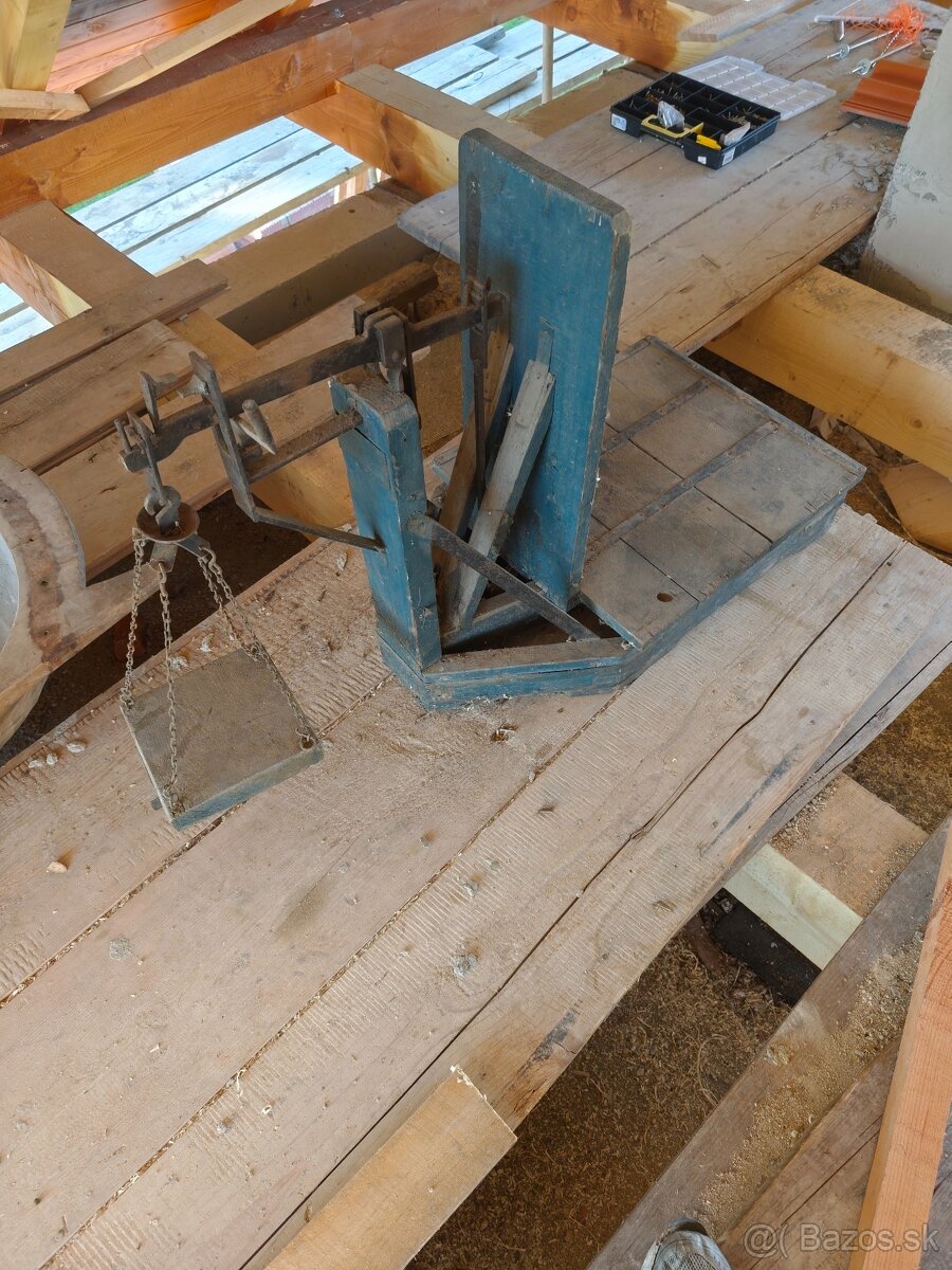 Predám starú váhu decimalku