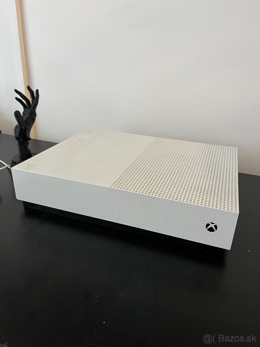 Xbox one s 1TB