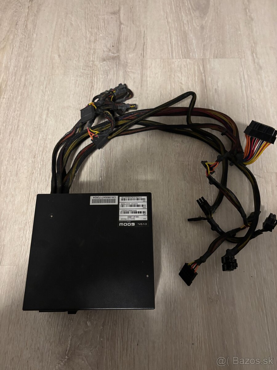 PC Zdroj EVGA 600 W