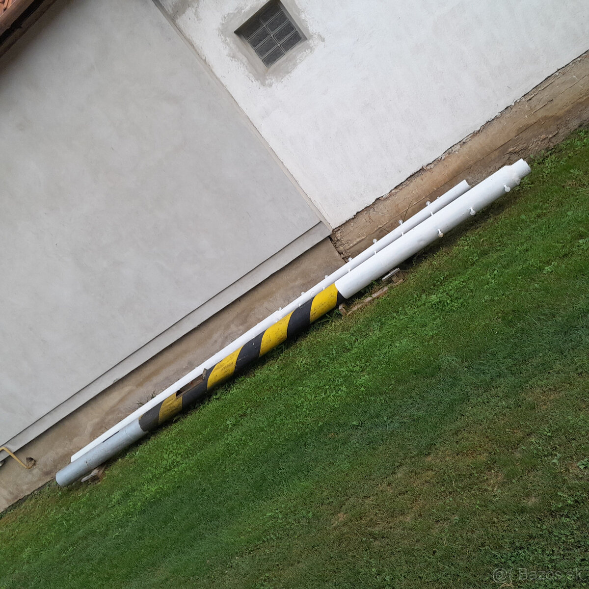 Trojstupnový stožiar