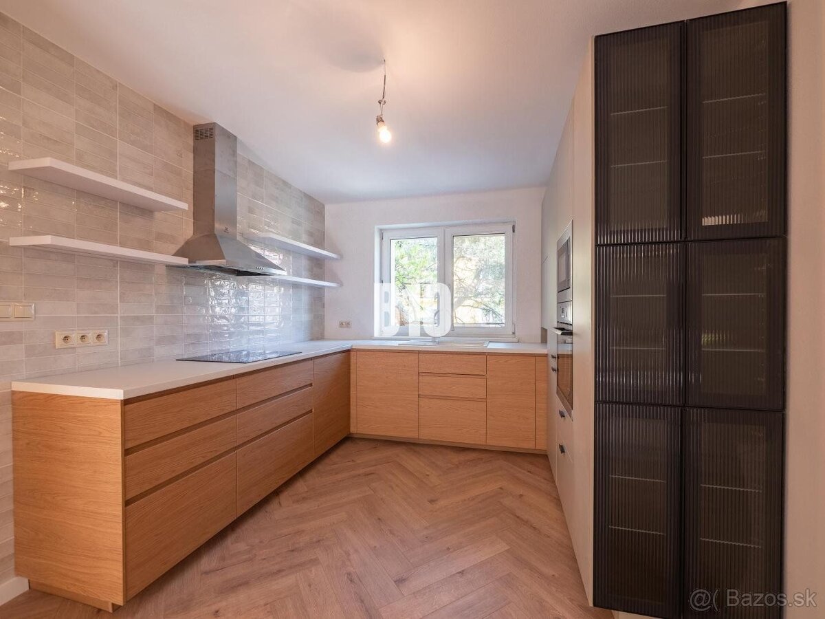 Tehla- 2 izbový byt - veľký balkón - Kalvária