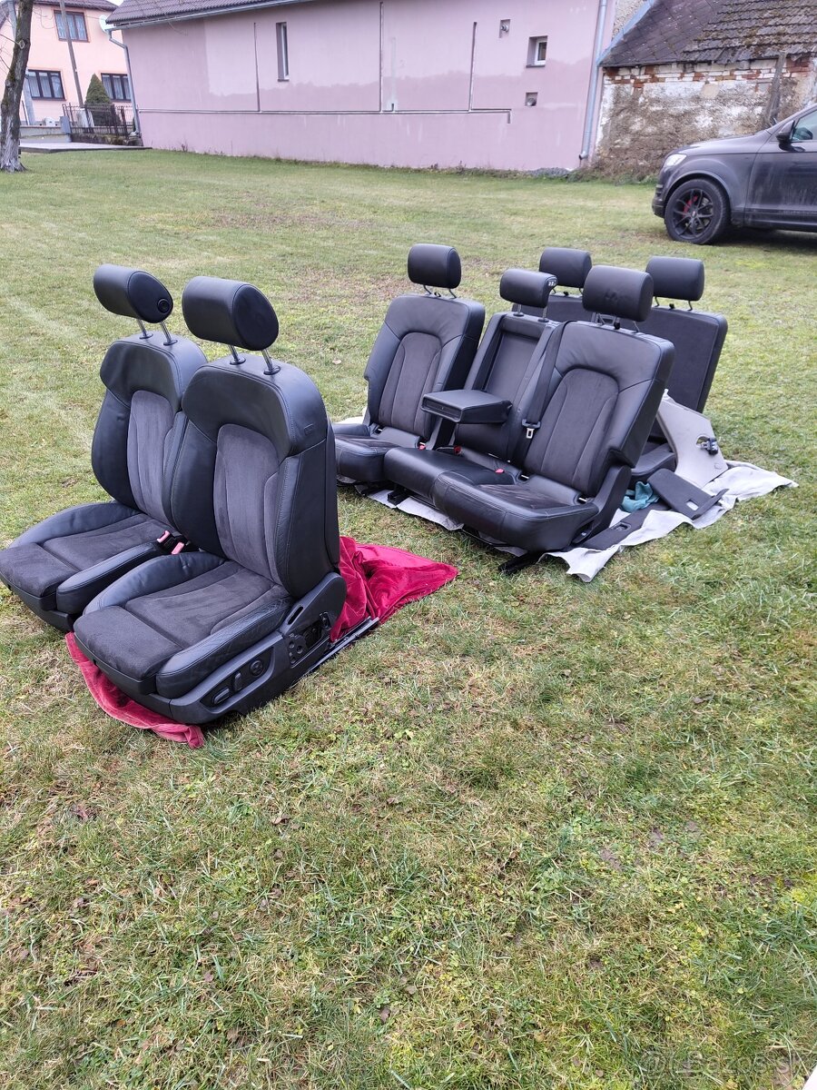 Audi Q7 4L sedadla