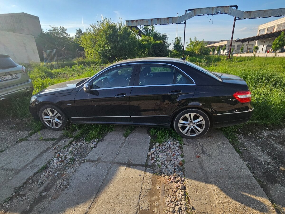 E250
