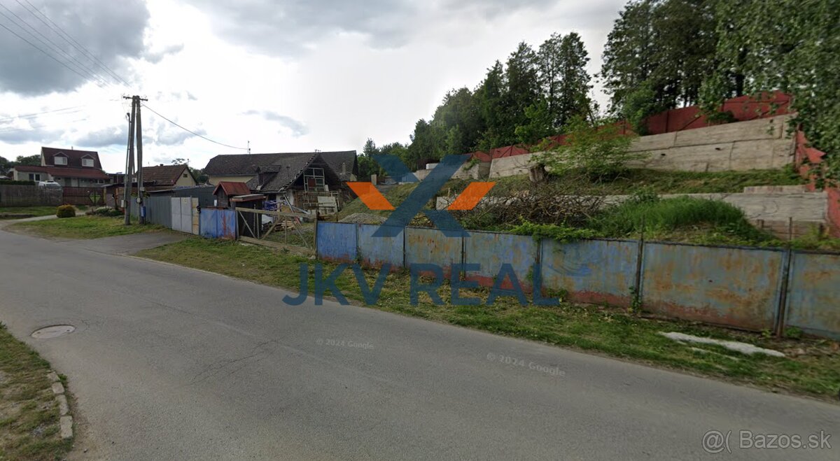 Starý dom s pozemkom na Solivare