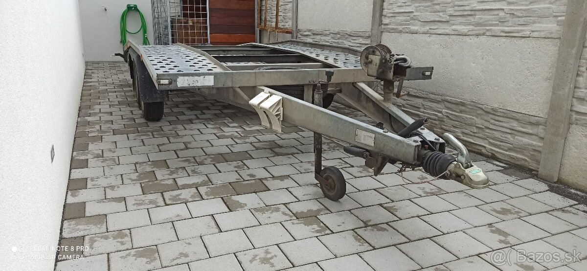 Auto prepravnik