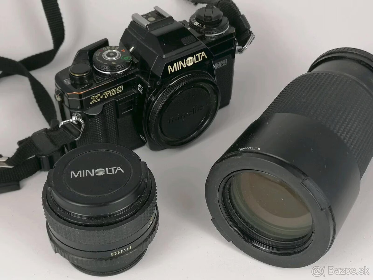 Minolta X-700 + 50mm f/1.7 + 70–210mm f/4 - x700