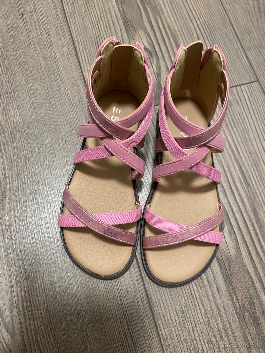 Sandale 28 Nove
