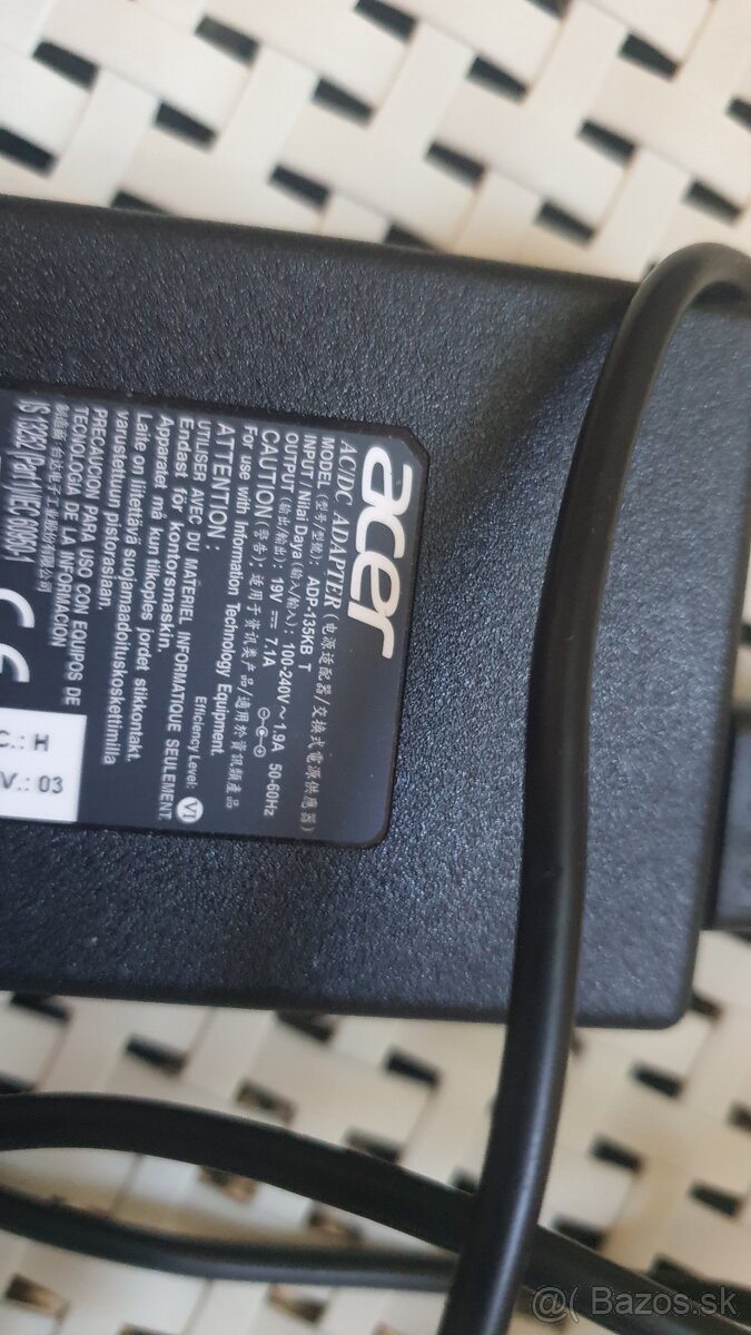 Adaptér pre notebook Acer 19V(7.1A)