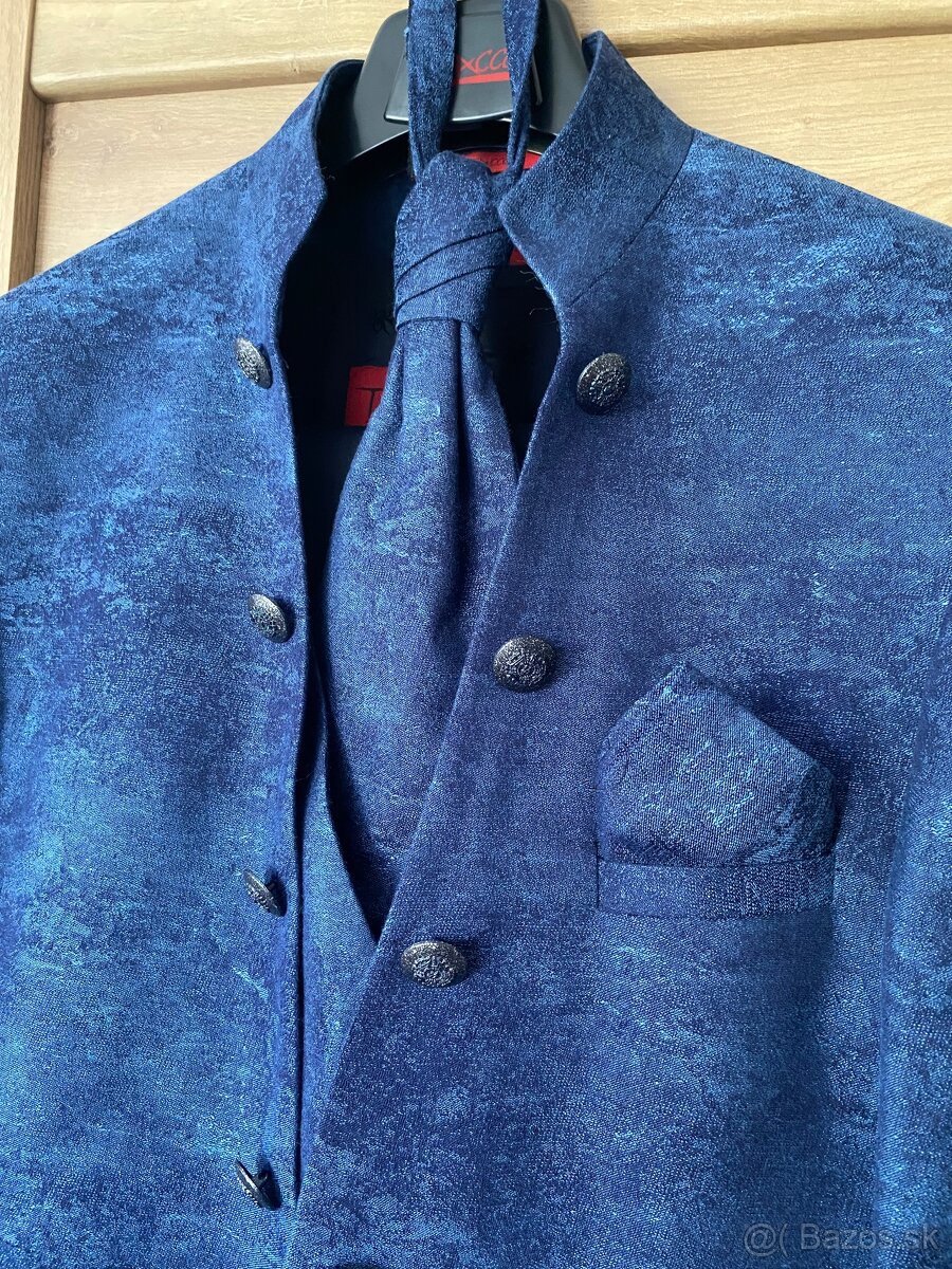 Wilvorst, svadobný modrý barokový oblek