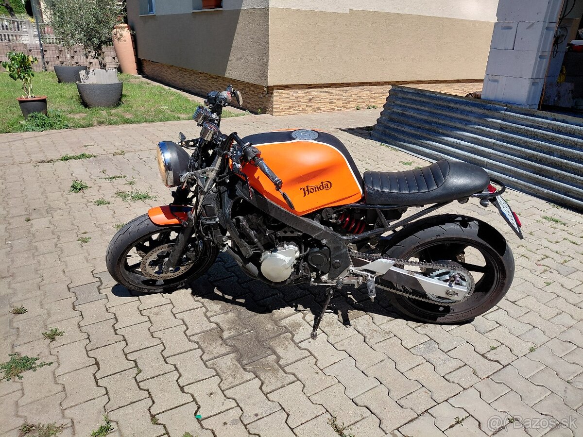 Honda CBR 600 F2 CAFE RACER