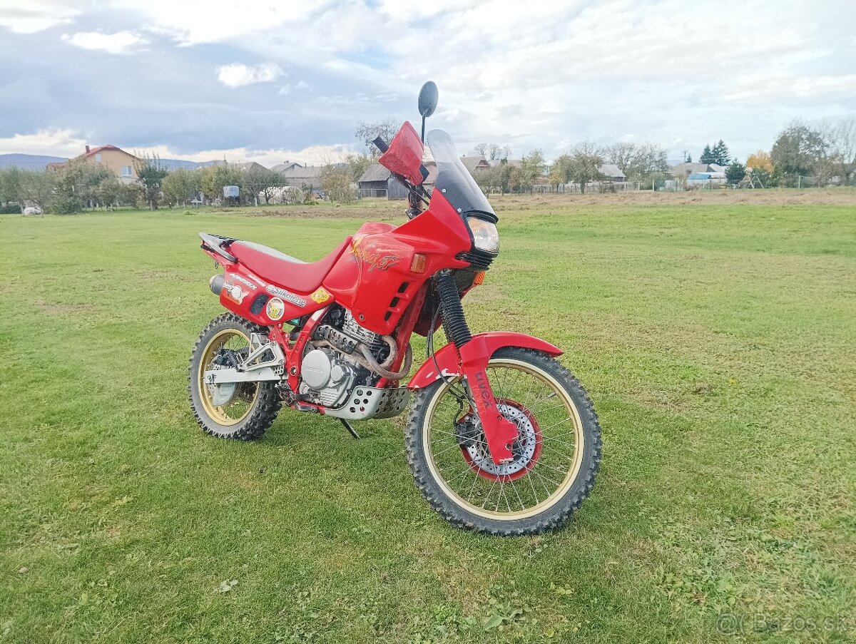Honda dominator 650