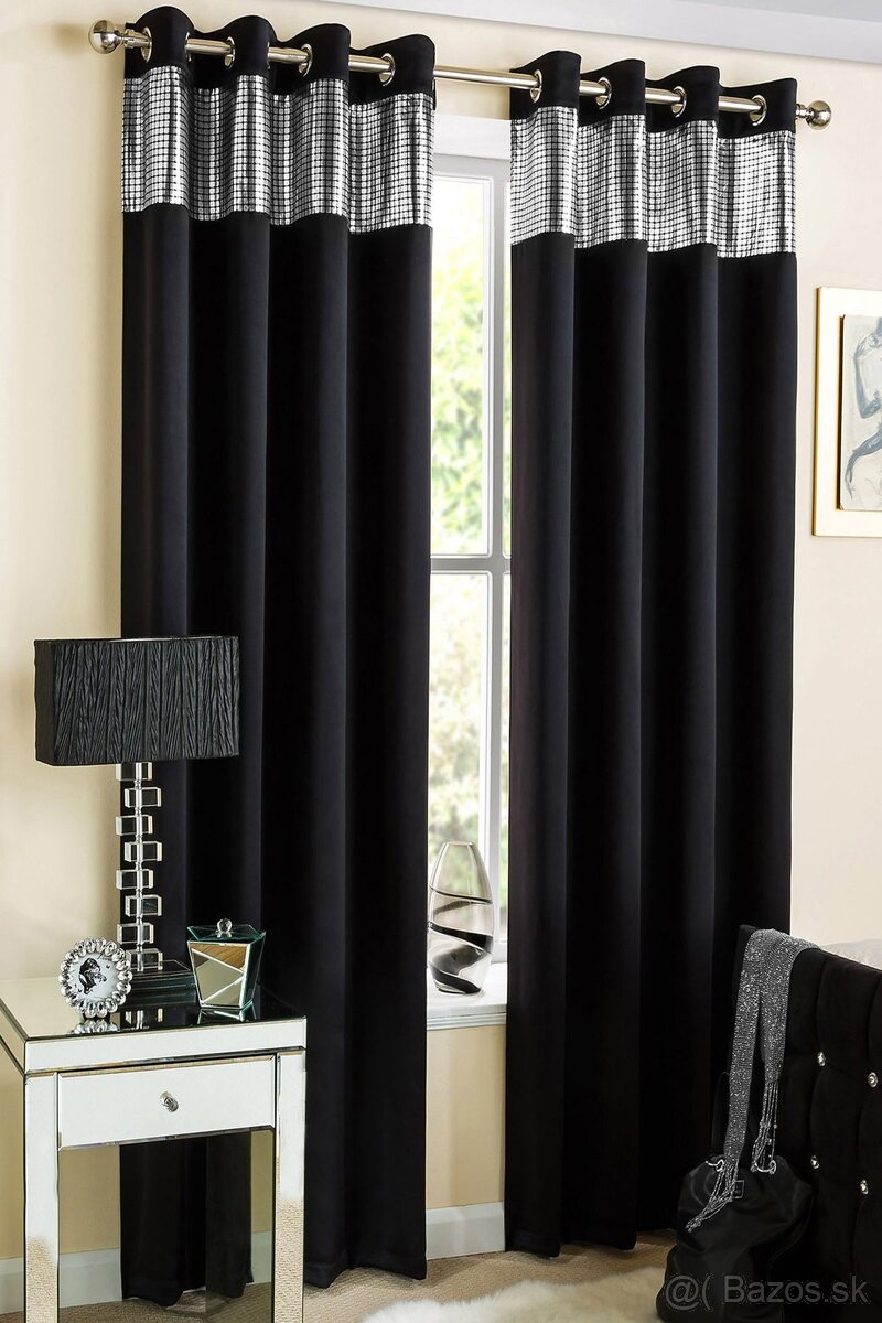 cierne zatemnujuce zavesy2