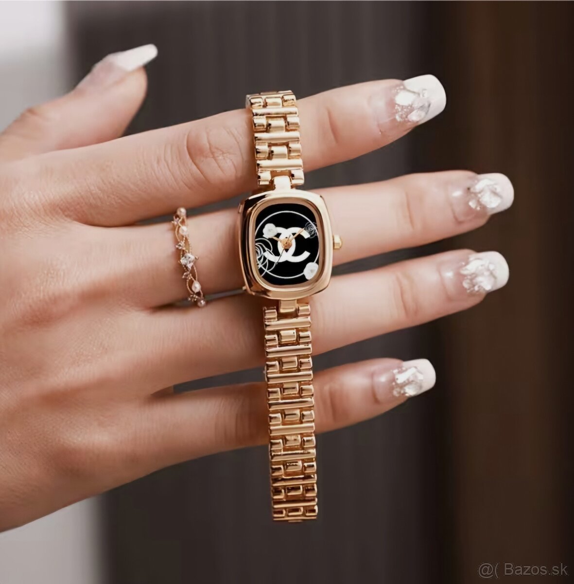 Damske nové CHANEL zlate hodinky z nerezovej ocele