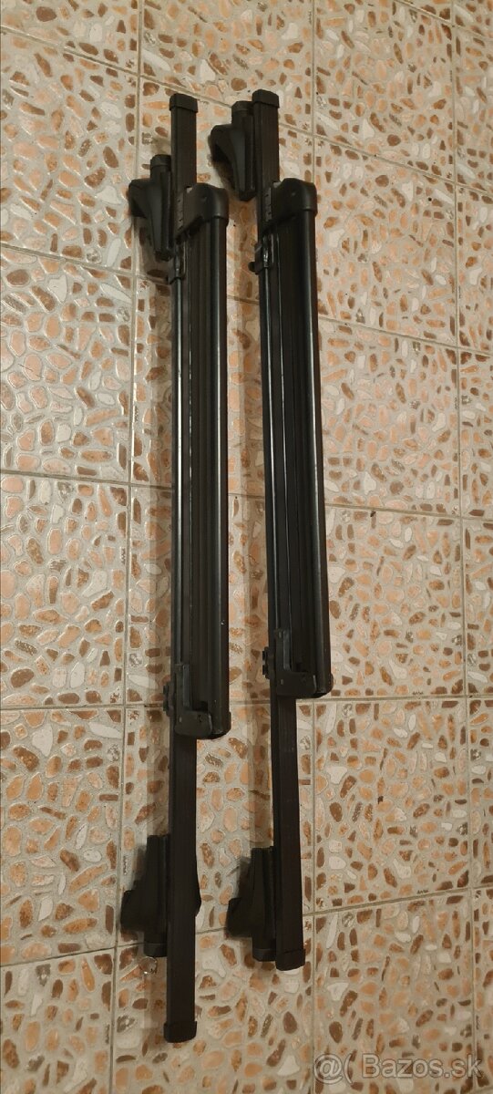 Strešný nosič Thule + nosic na lyze