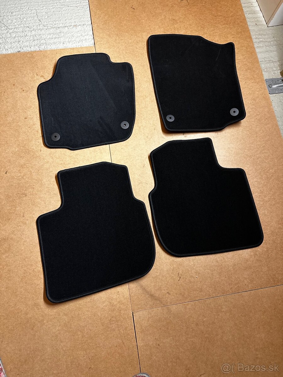 Original velurove autokoberceky Skoda Rapid