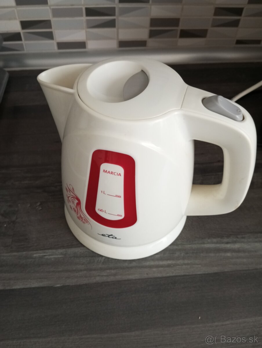 Rýchlovarná kanvica Eta