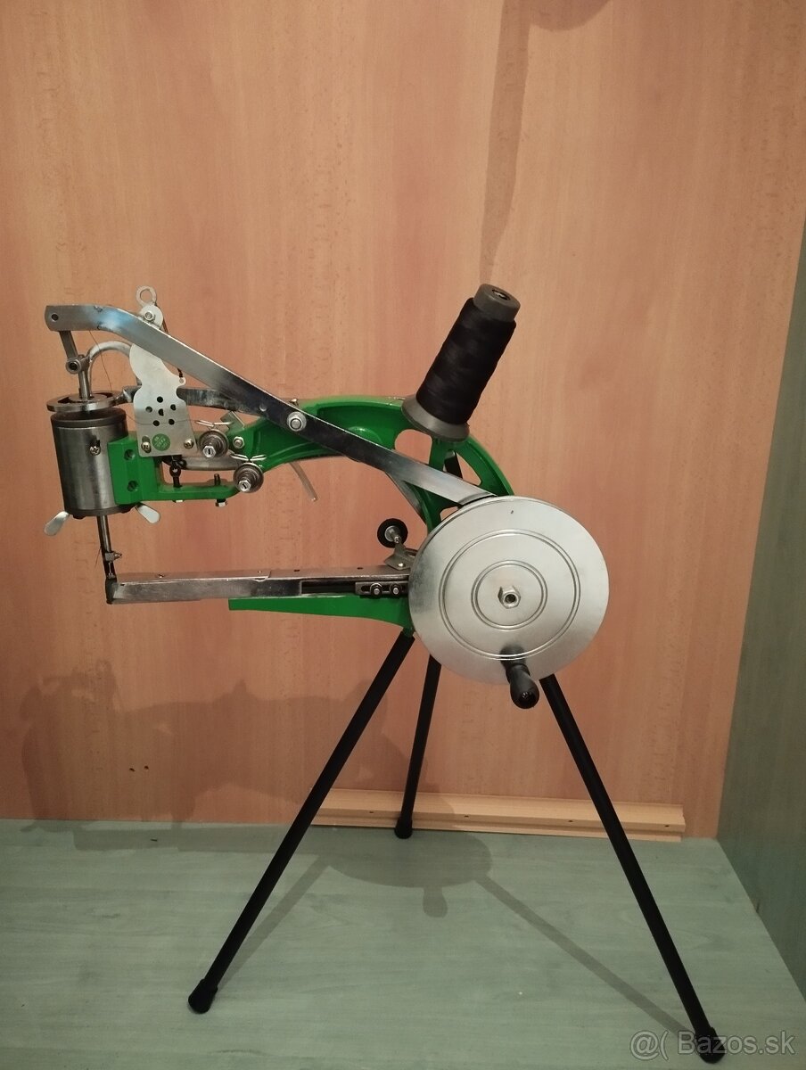 Šijací stroj na hrubé materiály