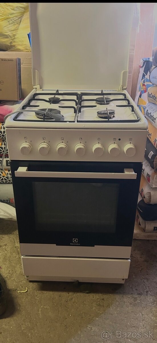 Kombinovaný sporák