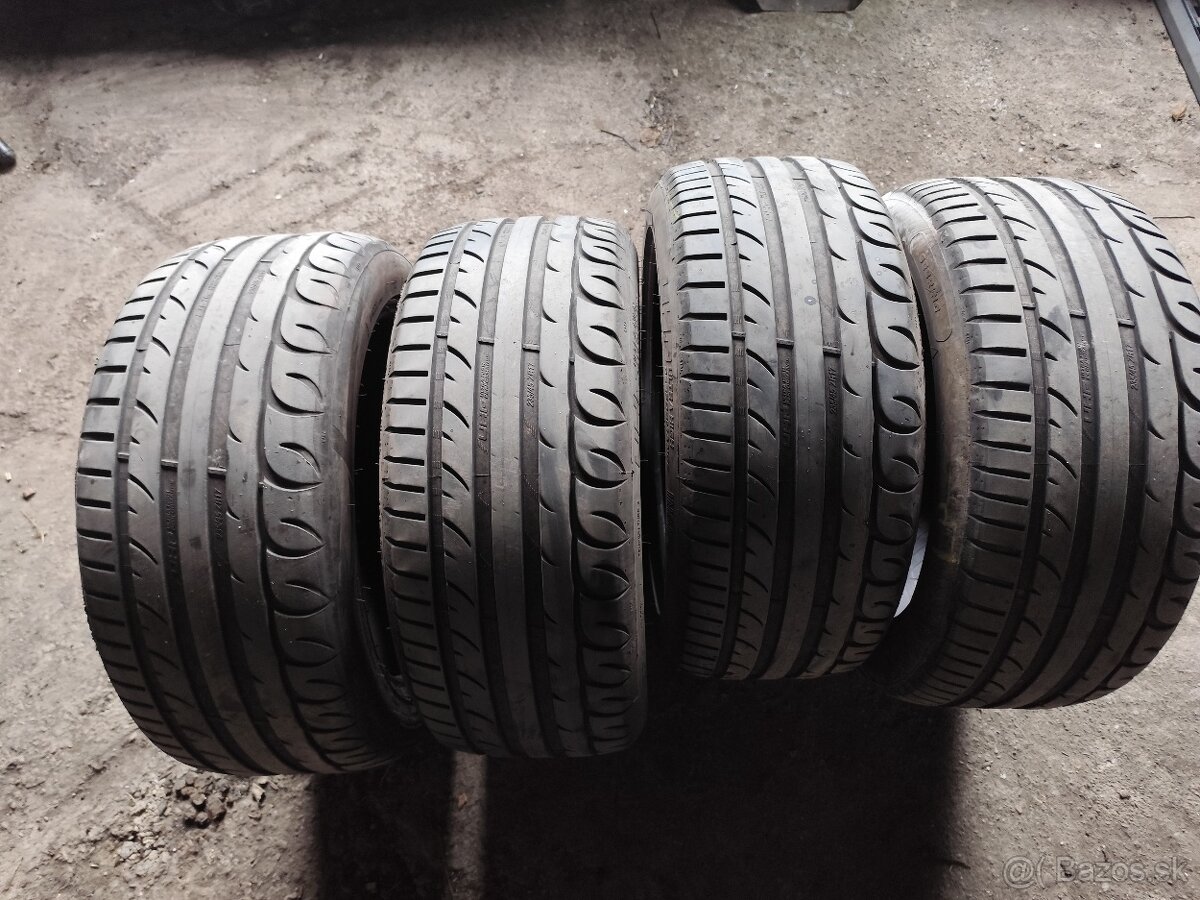 Letné 235/45r17 sebring