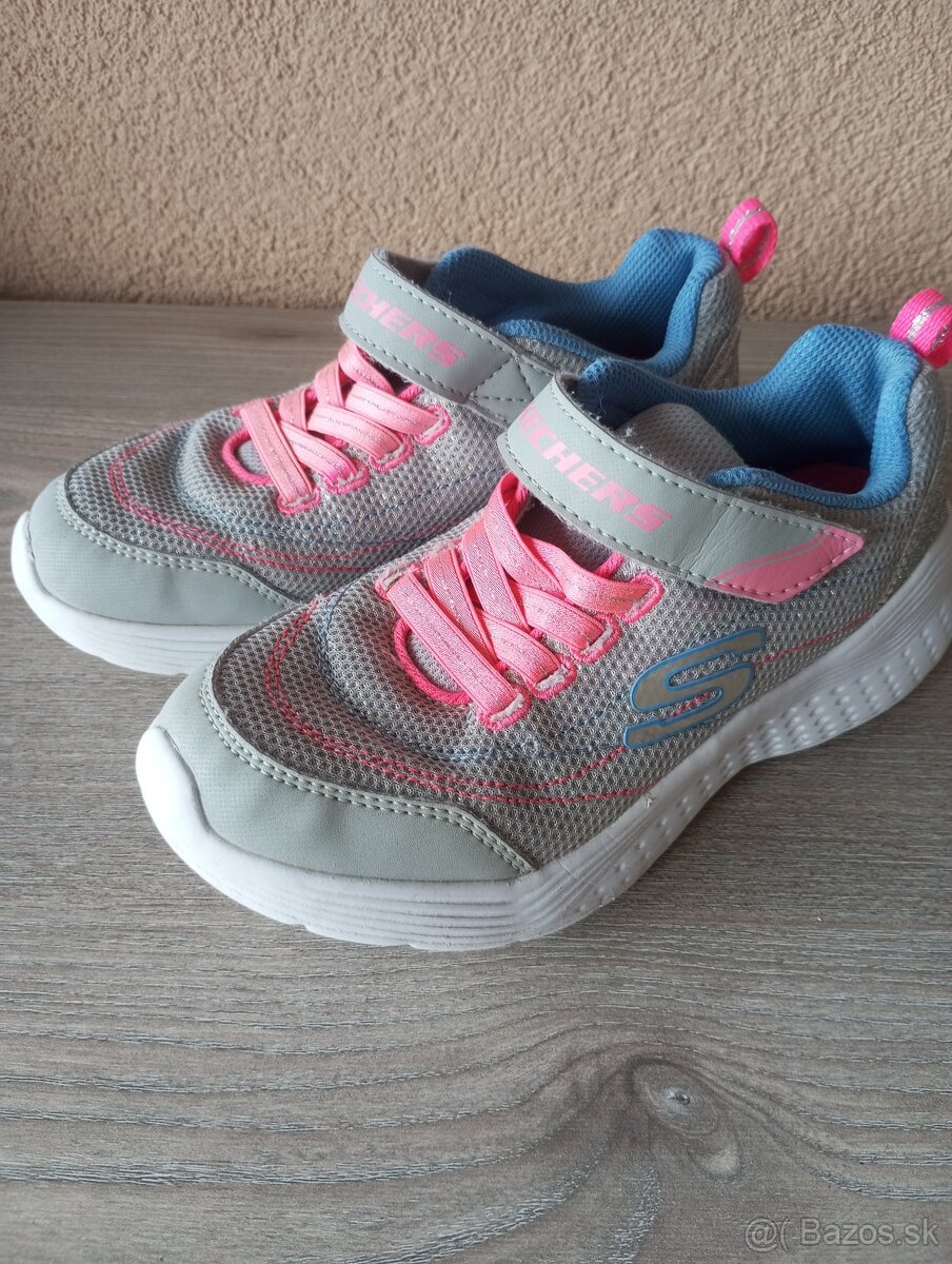 Tenisky skechers 33