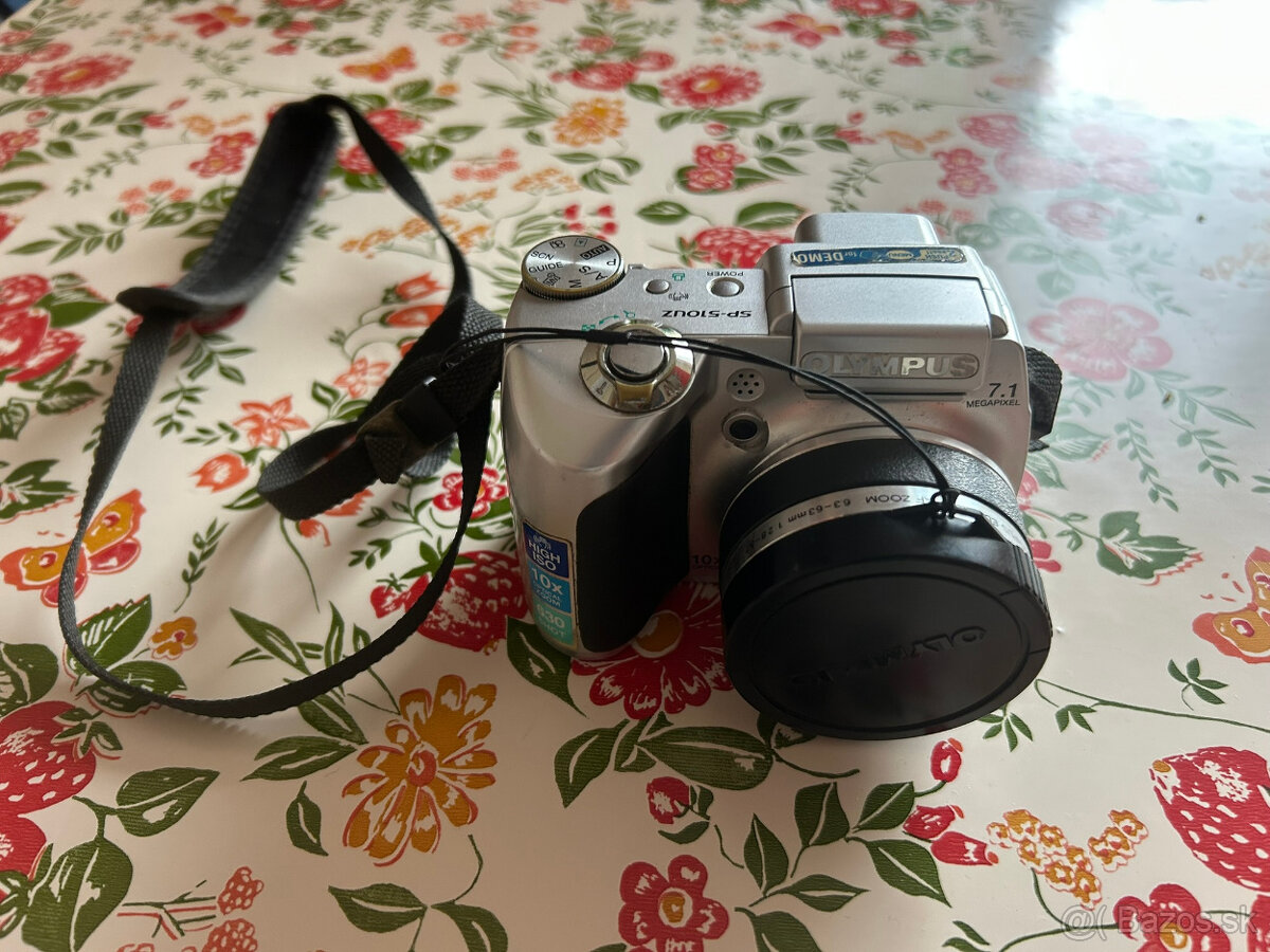 Olympus C-745