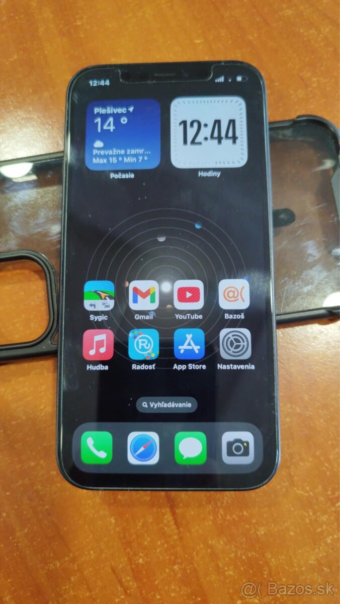 Predám iphon 12 64GB Black