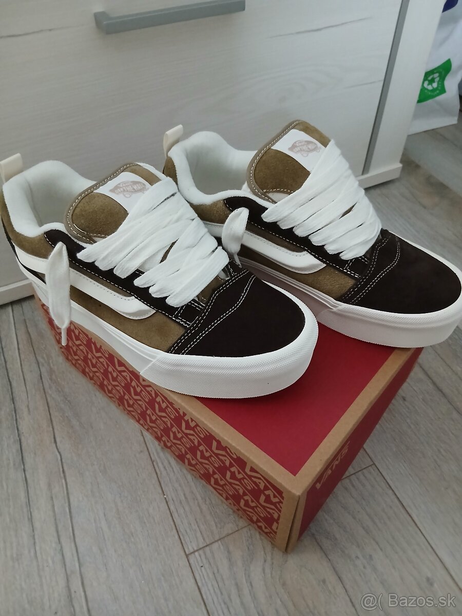 Vans Knu Stack