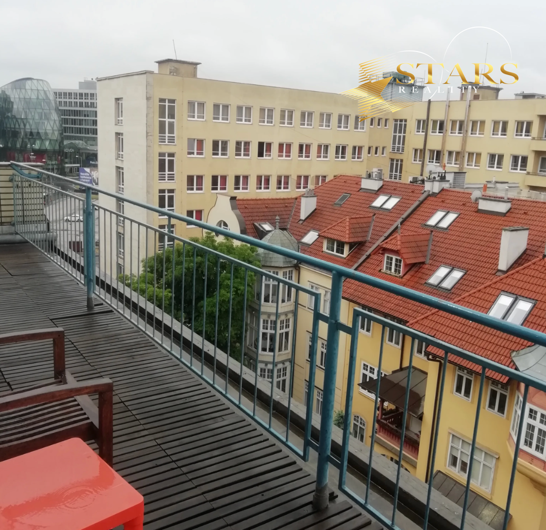 Ponúkame na predaj 2 izbový byt v priamom centre mesta Brati