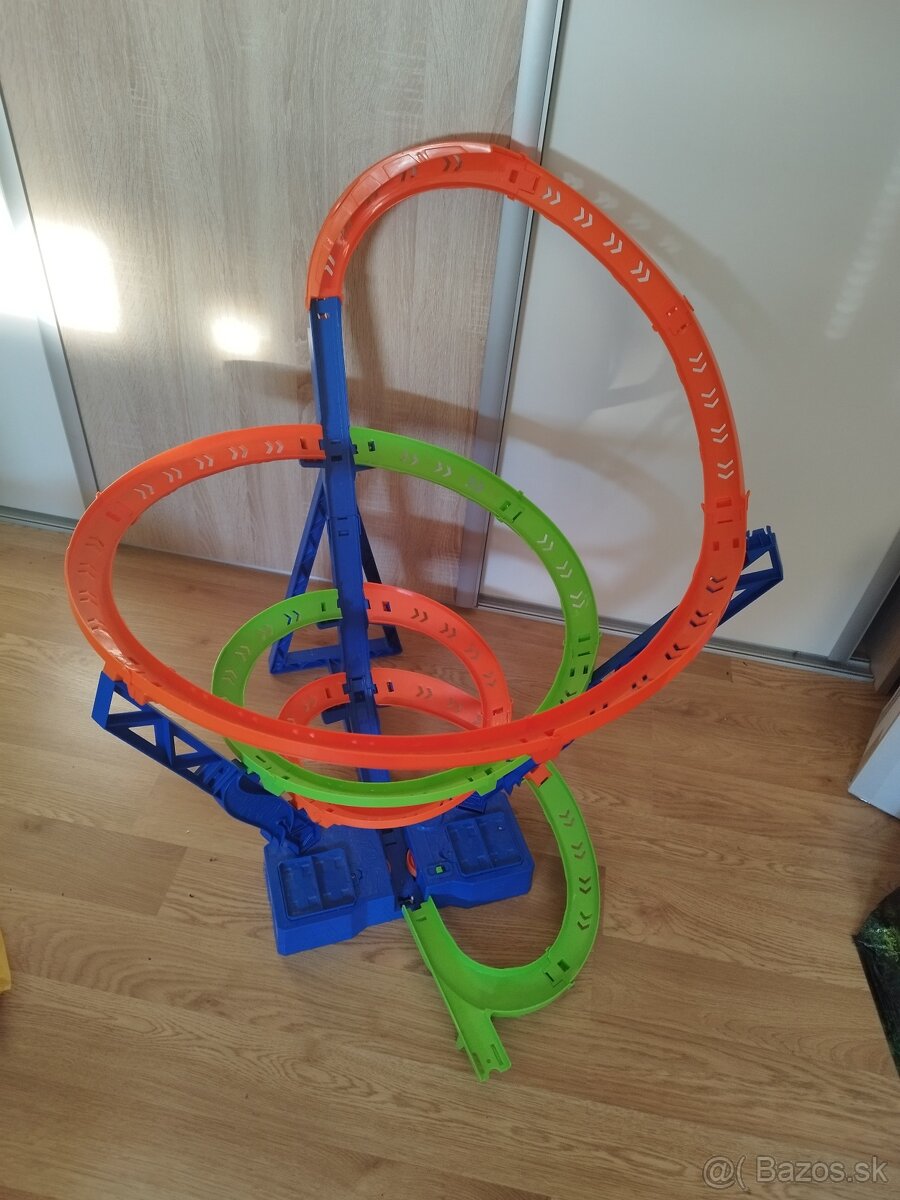 Hot wheels dráha
