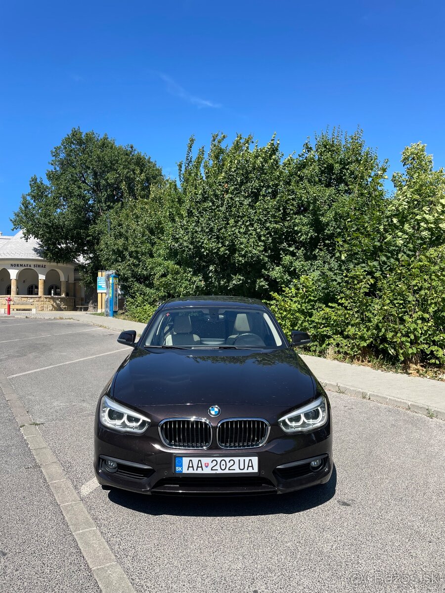 BMW rad 1 118i Sport Line A/T