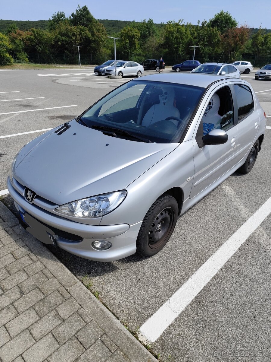 Peugeot 206