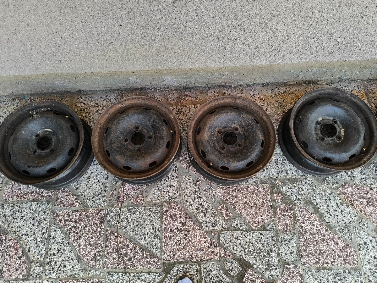 Predám plechové disky